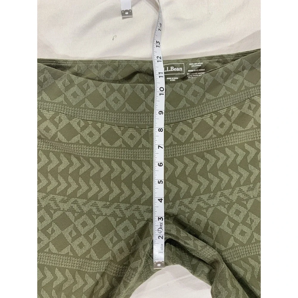 L.L. Bean Women's Leggings‎ Size Medium Performance Green Aztec 50+UPF